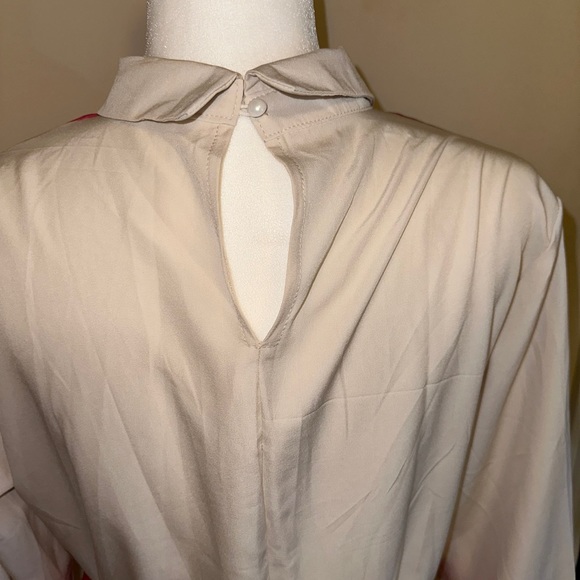 NWOT- SHEIN | XL (12) - Contrast Panel Asymmetrical Hem 2 In 1 Belted Blouse - Picture 10 of 11